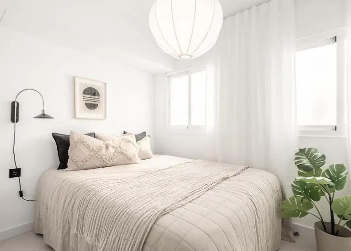 Vogue Styled Flat In The Heart Of Nueva Andalucia * Marbella